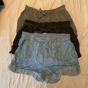 Women’s Aerie linen shorts